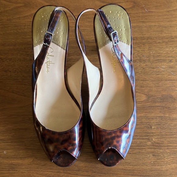 Cole Haan Nike Air patent leather tortoise print heels. - Picture 8 of 16
